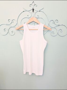 Old Navy Classic White Tank Top